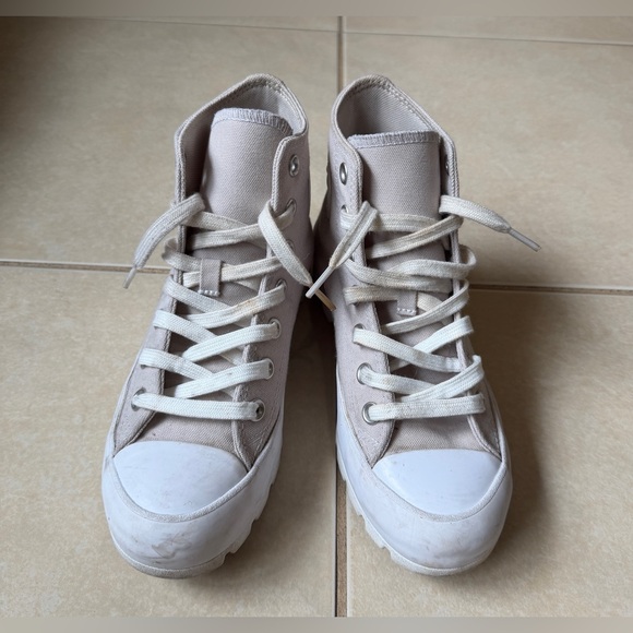 Converse All Stars Shoes - Converse Chuck Taylor All Star Move Tan Canvas Platform HT Sneakers Size W-6
